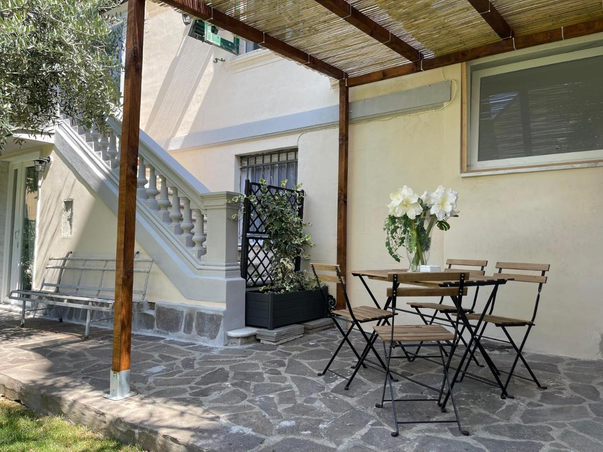 Casa Ale 5 Terre Guest House Con Giardino La Spezia Exterior photo